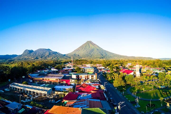 Private Transfer Caño Blanco & La Pavona to Arenal — Door-to-Door Ride to La Fortuna photo 3