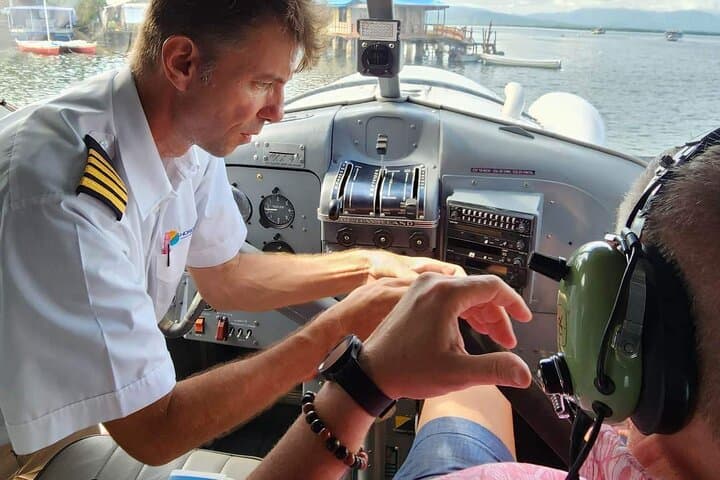 Seaplane Island Hopping to Port Barton: Maxima, Twin Reef & Turtle Sanctuary photo 2