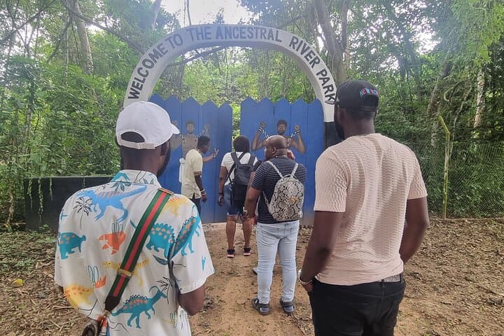 Assin Manso to Elmina: Cape Coast Slave Castle History Tour