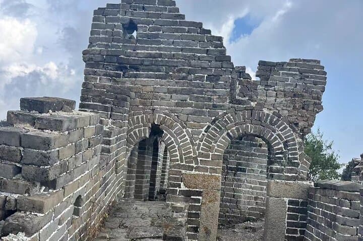 Jinshanling Great Wall Day Hike from Beijing — 6km Wild Wall Trek photo 3