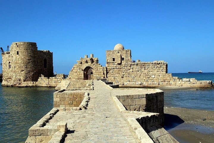 7-Day Lebanon Classic Route — Beirut to Baalbek, Byblos & Jeita Grotto photo 3