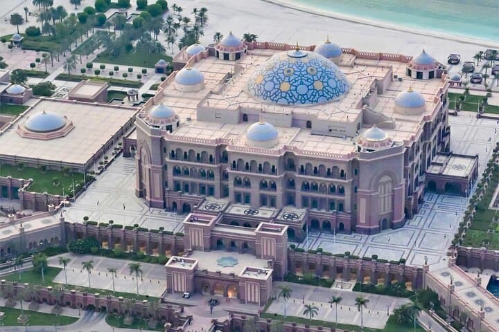 Abu Dhabi Highlights: Sheikh Zayed Mosque, Qasr Al Watan & Etihad Towers Observation Deck photo 6