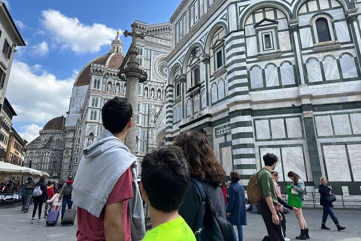 Family-Friendly Florence Walking Tour: Kid-Focused Sightseeing & Games