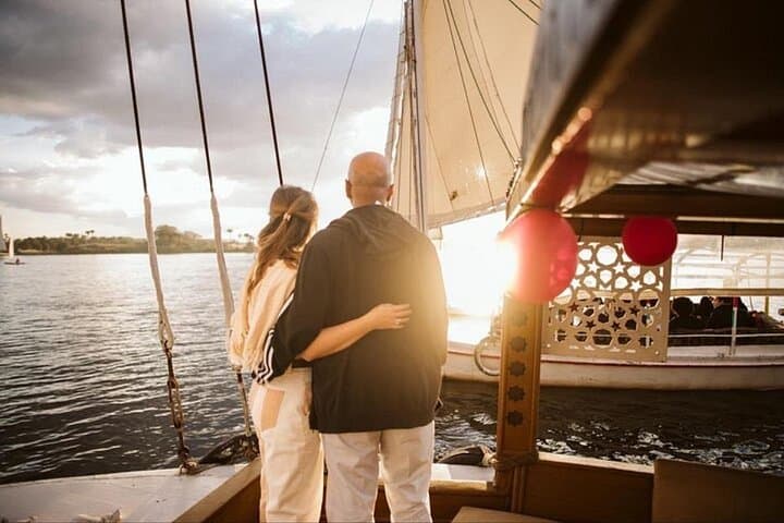 Luxury Felucca Sail on the Nile with Lunch in Cairo