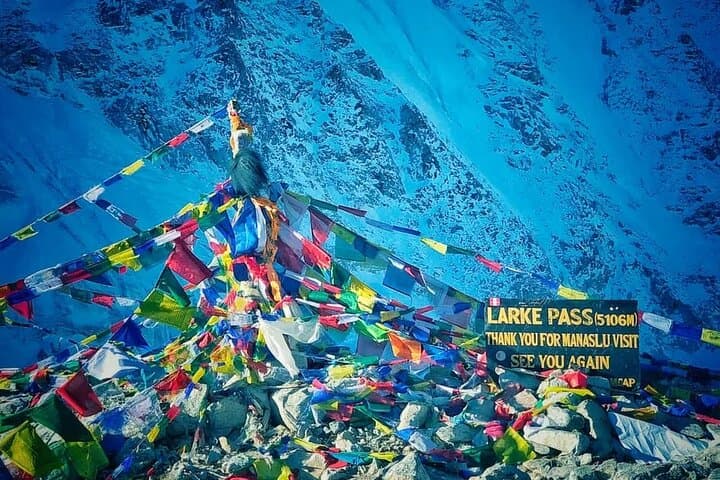 Manaslu Circuit Trek 15-Day: Larkya La Pass & Himalayan Villages photo 6