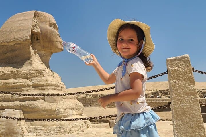 Cairo in a Day: Giza Pyramids, Egyptian Museum & Nile Dinner Cruise