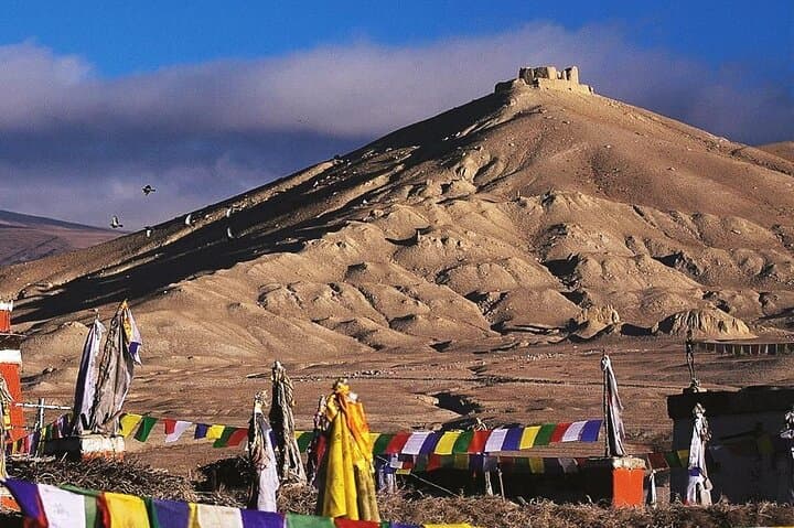 Upper Mustang Trek 12-Day: Lo Manthang Cultural & High-Desert Trek