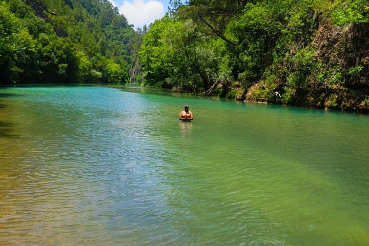 Chouwen Lake Hiking Tour from Beirut — Jabal Moussa Day Hike Guide photo 3
