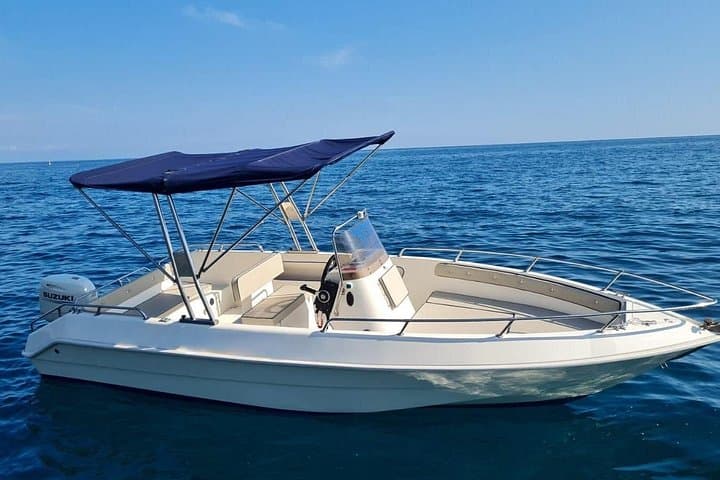 Self-Drive Boat Rental on the Amalfi Coast — Private 7‑Hour Day Cruise photo 2
