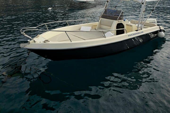Self-Drive Boat Rental on the Amalfi Coast — Private 7‑Hour Day Cruise photo 3