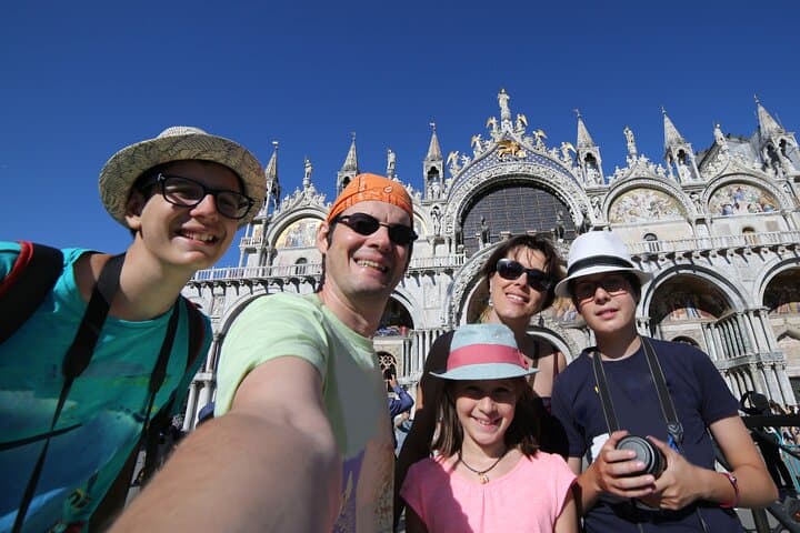 Kid-Friendly Doge's Palace Private Tour in Venice — Family Guide photo 6