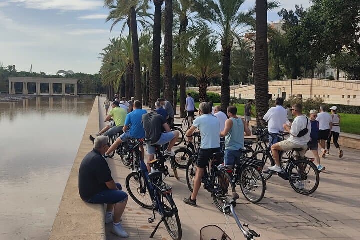 Valencia Bike Tour: Old Town to the City of Arts Small-Group Ride photo 5
