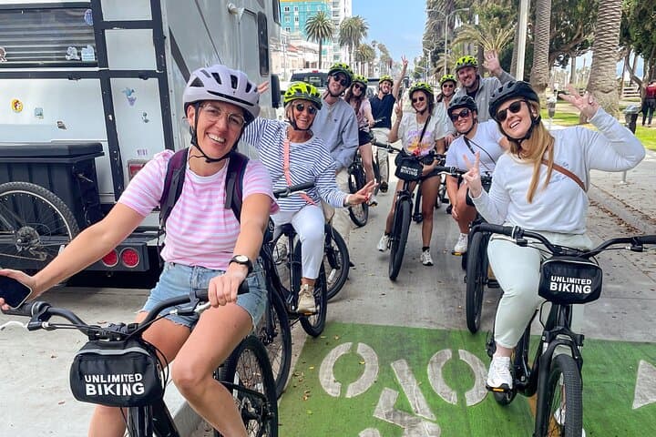 Santa Monica to Venice Beach: Private 3-Hour Coastal Bike Tour photo 5