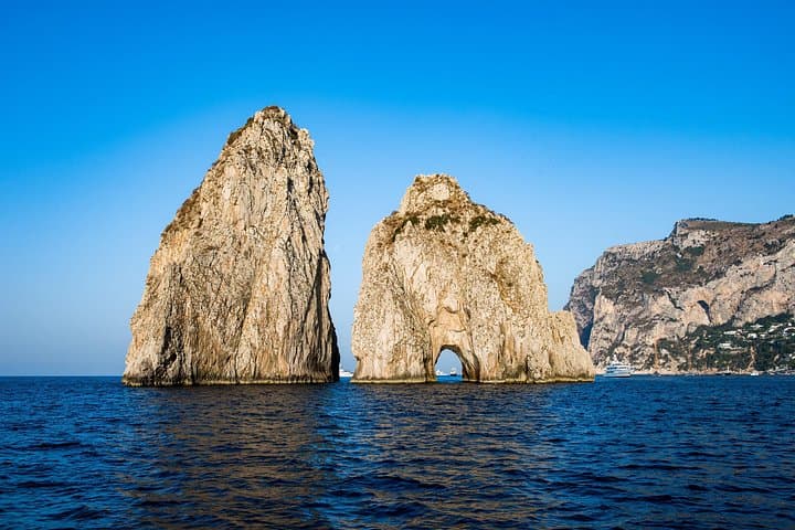 Private Boat Tour to Capri from Positano — Full-Day Capri Excursion