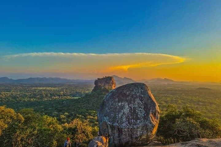 Climbing Sigiriya and Dambulla: Day Trip from Colombo to Ancient Rock and Cave Temples photo 6