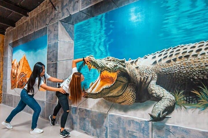 3D World Selfie Museum Dubai: Interactive Illusions and Photo Adventure in Al Quoz