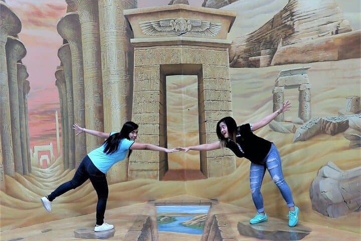3D World Selfie Museum Dubai: Interactive Illusions and Photo Adventure in Al Quoz photo 4
