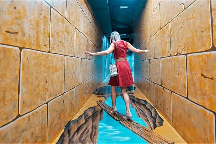3D World Selfie Museum Dubai: Interactive Illusions and Photo Adventure in Al Quoz photo 6