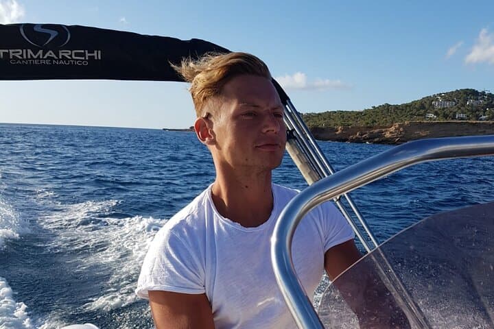 License-Free Trimarchi Nica 53S Boat Rental: Explore Cala Bassa & Cala Comte from Sant Antoni photo 3