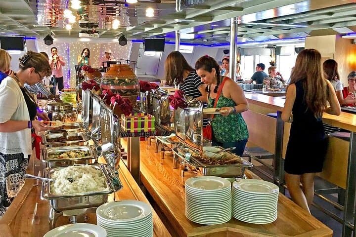 Kota Kinabalu Sunset Cruise: Evening Catamaran with Buffet Dinner & Live Band photo 4