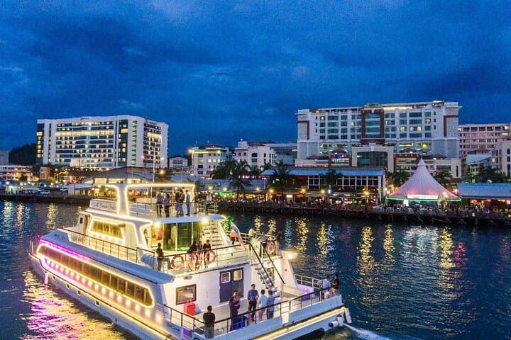 Kota Kinabalu Sunset Cruise: Evening Catamaran with Buffet Dinner & Live Band photo 5