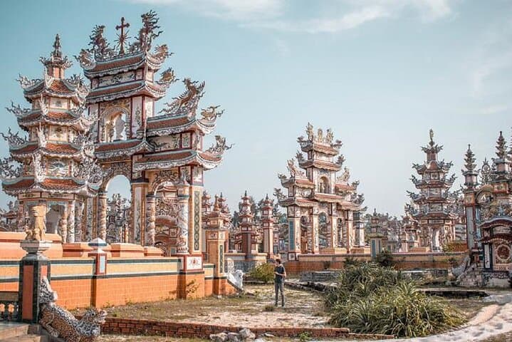 Da Nang — Hue — Hoi An: Hai Van Pass Scenic Transfer with Lang Co & Lap An Stops photo 5