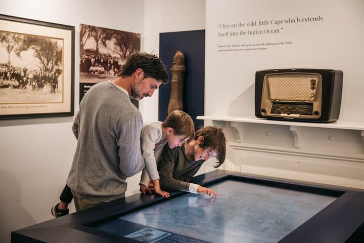 Cape Naturaliste Lighthouse Fully-Guided Tour — Dunsborough Coastal Views & Lightkeepers' Museum photo 4