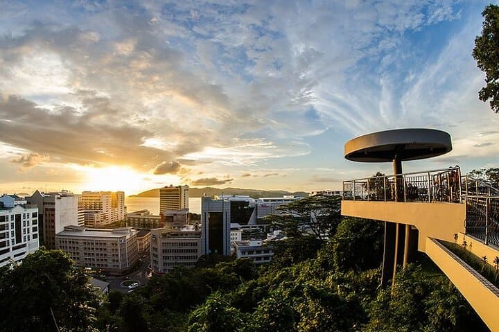 Kota Kinabalu Half-Day City Tour: Mosque, Temple & Signal Hill Views photo 1