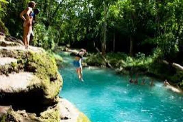 Dunn's River Falls & Cool Blue Hole: Ocho Rios Waterfalls Combo Daytrip photo 5