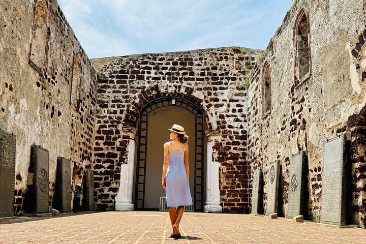 Day Trip to Malacca: Cheng Hoon Teng, Jonker Street & Malacca Strait Mosque photo 4