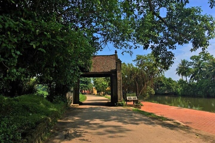 Duong Lam Ancient Village Private Day Tour from Hanoi photo 2