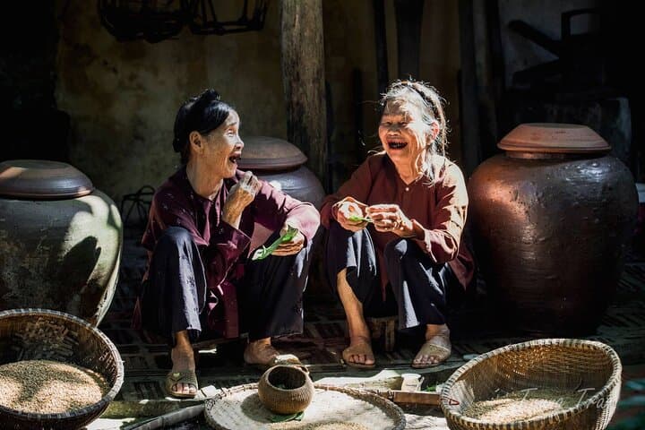 Duong Lam Ancient Village Private Day Tour from Hanoi photo 6