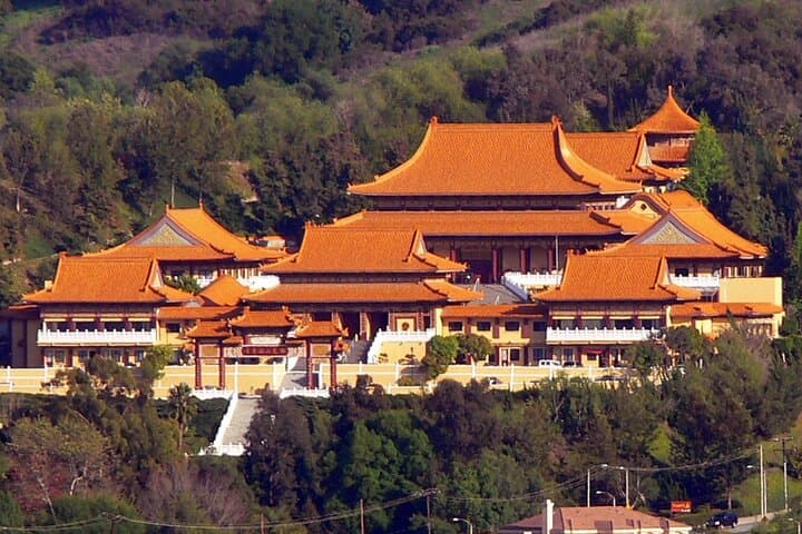 Mandir and Hsi Lai Temple Tour — Hollywood-Area Marble Hindu Mandir & Hsi Lai Buddhist Complex photo 2