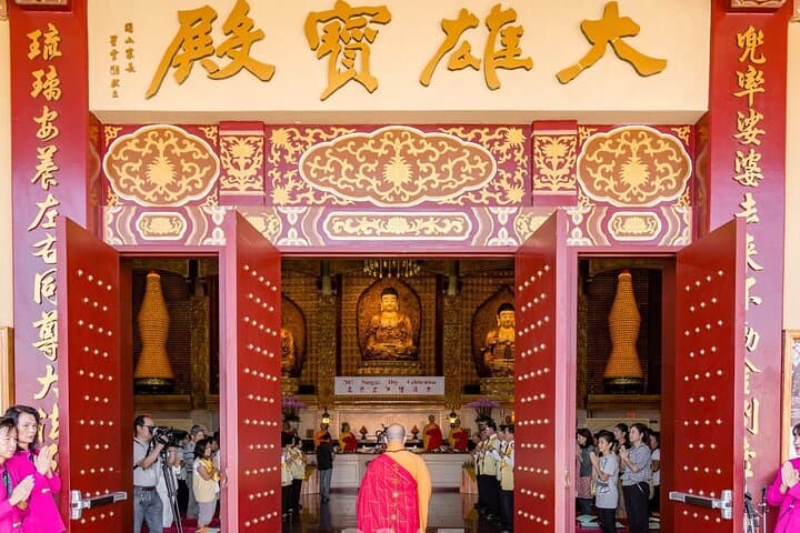 Mandir and Hsi Lai Temple Tour — Hollywood-Area Marble Hindu Mandir & Hsi Lai Buddhist Complex photo 5