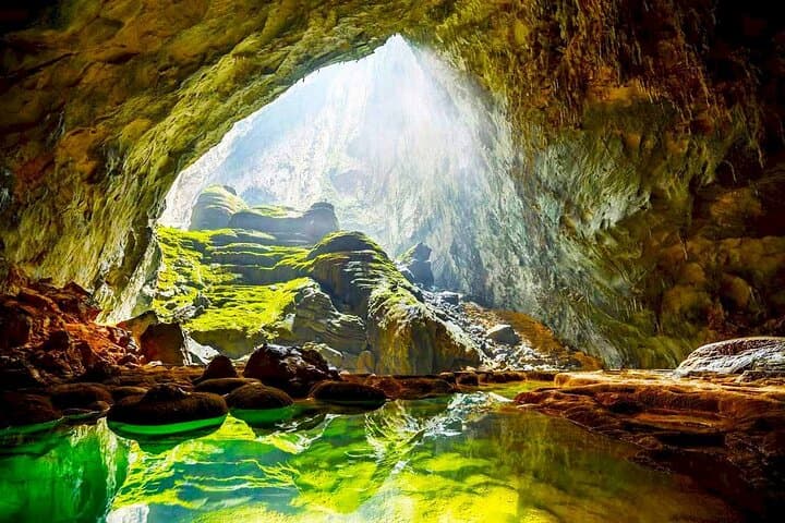 Paradise Cave & Phong Nha Cave Day Tour from Dong Hoi photo 2