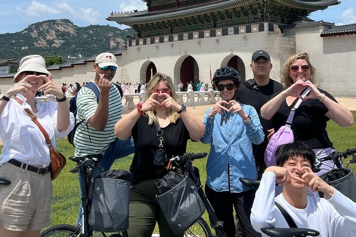Pedal Through Old Seoul: Sunset Bike Tour of Joseon Palaces & Local Eats photo 5