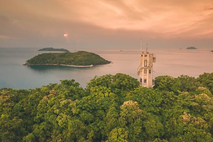 Luxury 3-Day Island Escape to Flower Island Resort with Scenic Seaplane Transfer photo 6