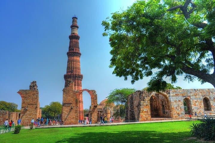 5-Day Luxury Golden Triangle Tour: Delhi, Agra & Jaipur Highlights photo 6