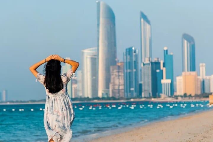 Dubai to Abu Dhabi Premium City Sightseeing Tour — Sheikh Zayed Grand Mosque & Etihad Towers photo 2