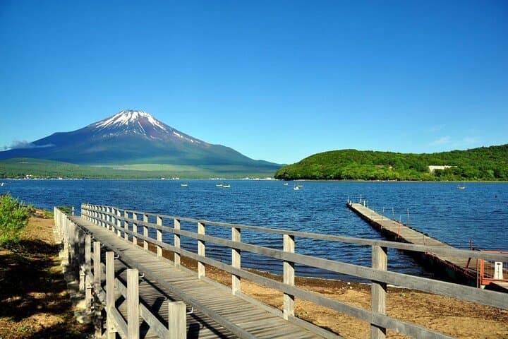 Mount Fuji 5th Station, Oshino Hakkai & Swan Lake Day Tour from Tokyo photo 3