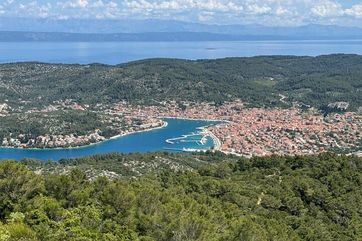Hum Hill Hike and Picnic from Vela Luka — Scenic Korčula Trek