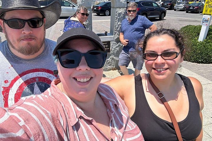 Portsmouth Prowl Scavenger Hunt: Interactive Urban Quest Through Historic Seaport photo 2
