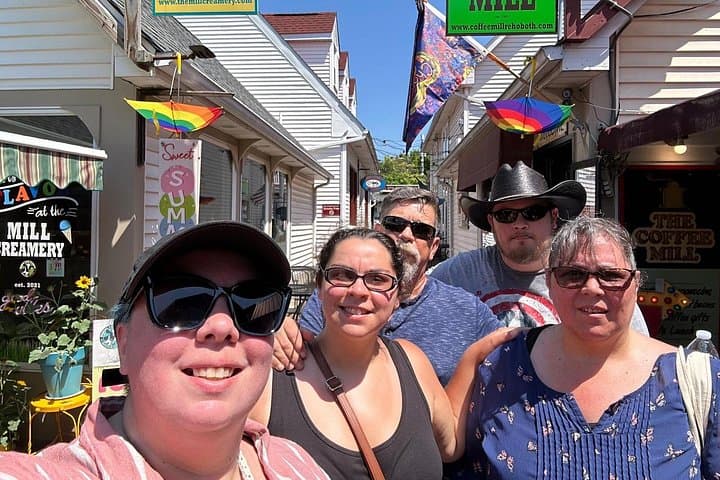 Portsmouth Prowl Scavenger Hunt: Interactive Urban Quest Through Historic Seaport photo 4