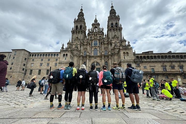 7-Day Camino Francés from Sarria — Last 110 km Pilgrimage to Santiago de Compostela