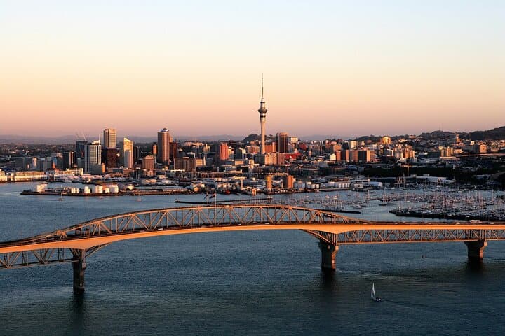 Auckland Arrival: 1-Night Arrival Option & City Sightseeing photo 4