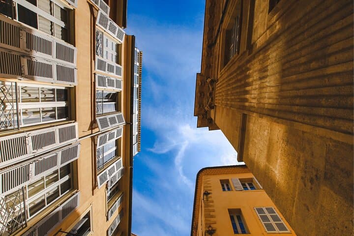 Aix-en-Provence Scavenger Hunt: Self-Guided Highlights Walking Tour photo 2