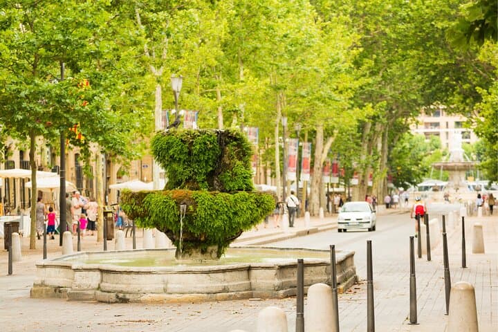 Aix-en-Provence Scavenger Hunt: Self-Guided Highlights Walking Tour photo 4