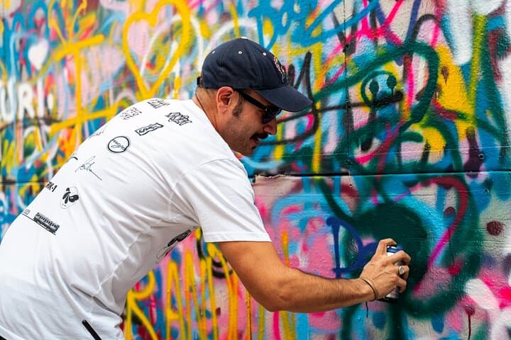 Wynwood Walls Official Spray Painting Experience — Miami Street Art Workshop photo 5
