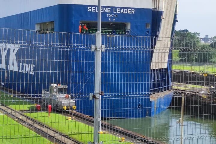 Panama City Tour: Casco Viejo, Amador Causeway & Panama Canal Experience photo 5
