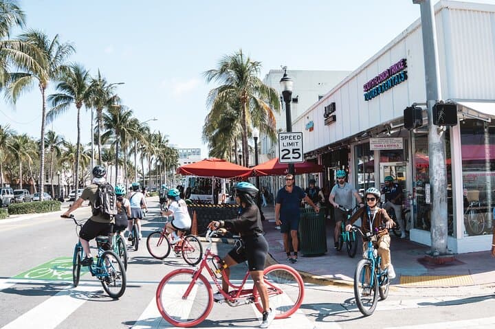 Cruise South Beach: Self-Guided Bicycle Rentals & Art Deco Discovery photo 2